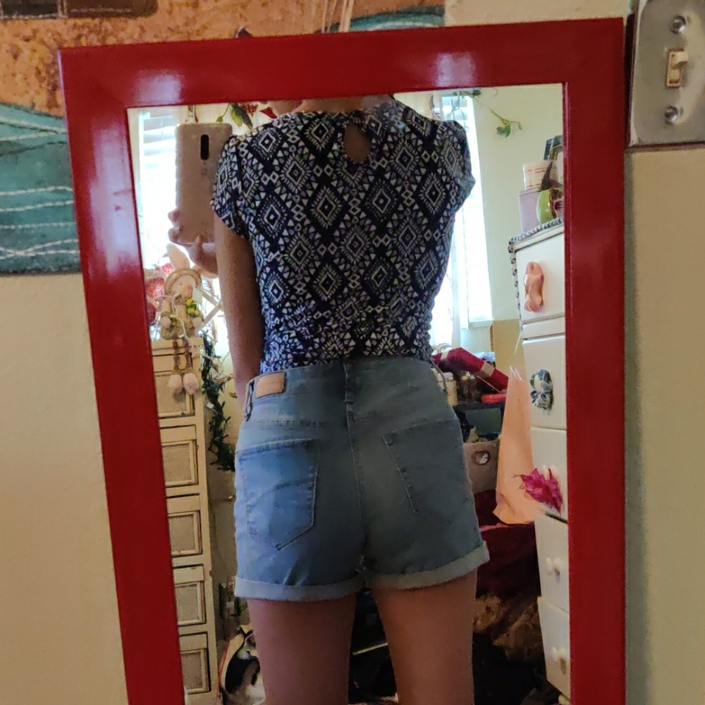 Patterned t-shirt - Picture 2 of 8